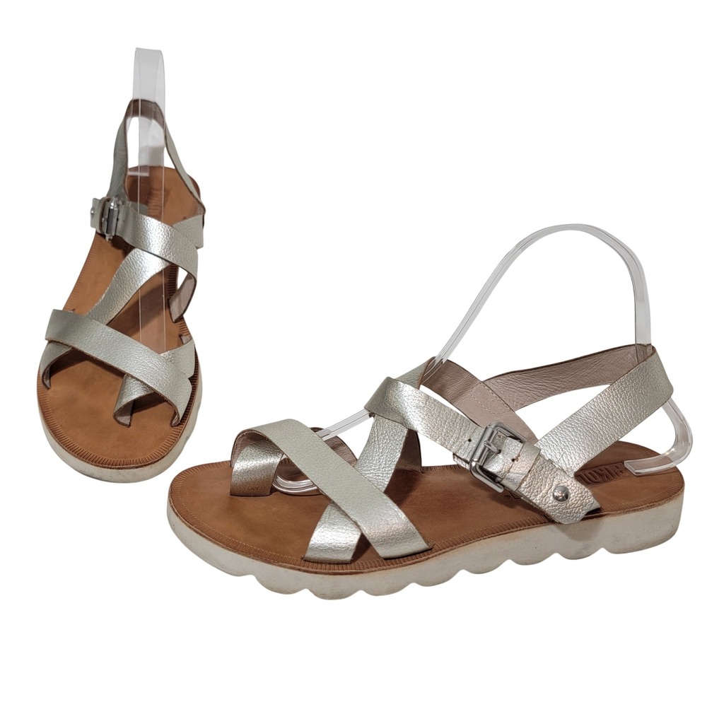 Pikolinos Albufera 39 8.5 Silver Leather Strappy Toe Loop Gladiator Sandals